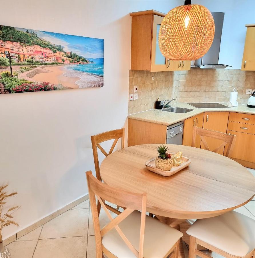 Two Bed Room Apartment 5 Min Walk To The Beach Eilat Exterior photo