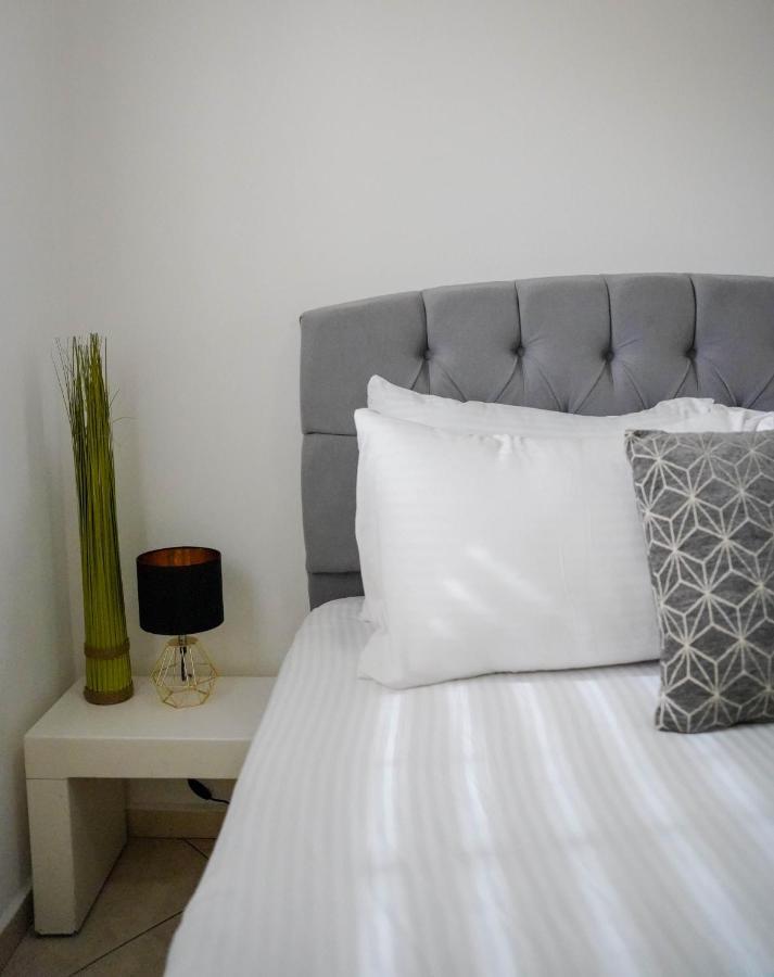 Two Bed Room Apartment 5 Min Walk To The Beach Eilat Exterior photo