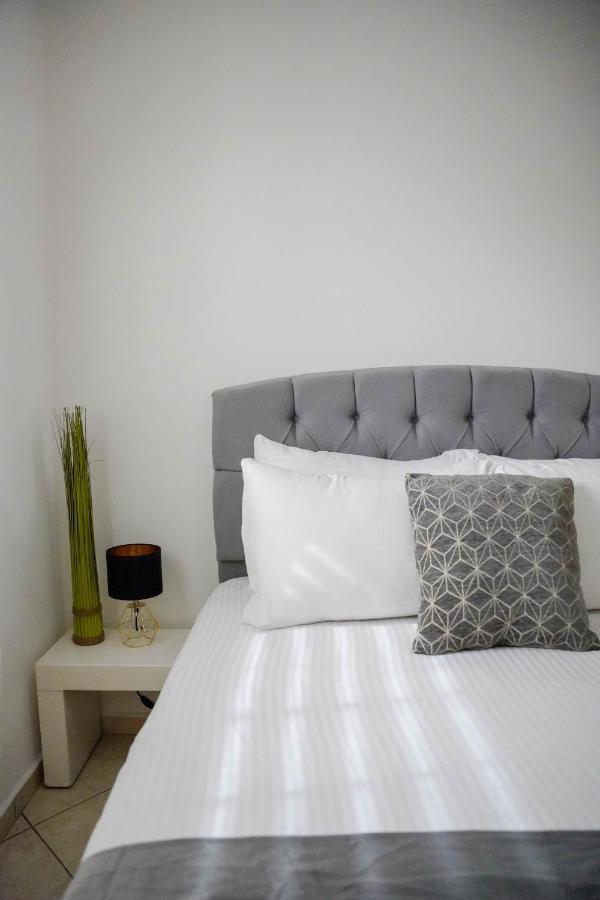 Two Bed Room Apartment 5 Min Walk To The Beach Eilat Exterior photo