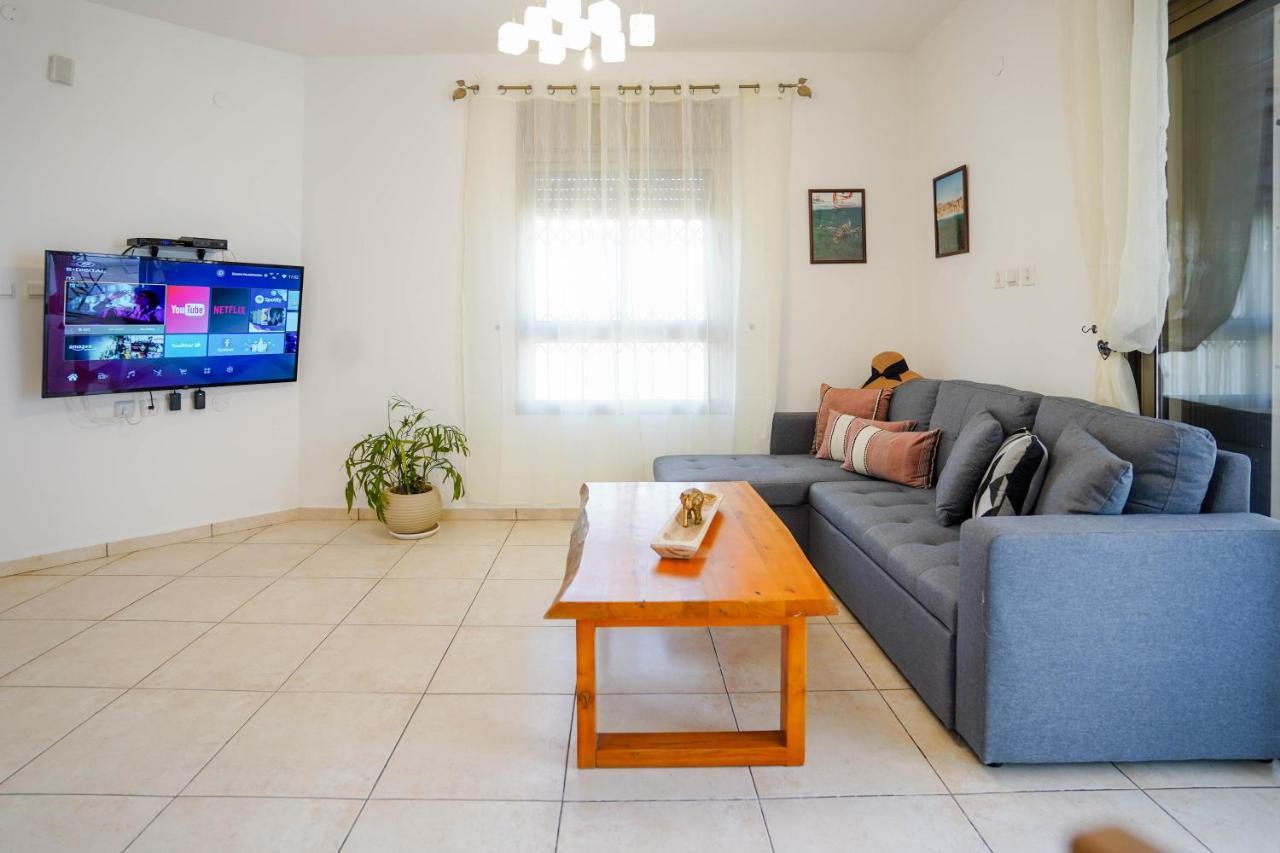 Two Bed Room Apartment 5 Min Walk To The Beach Eilat Exterior photo