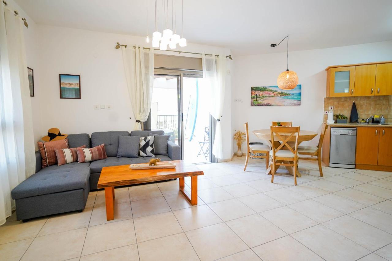 Two Bed Room Apartment 5 Min Walk To The Beach Eilat Exterior photo