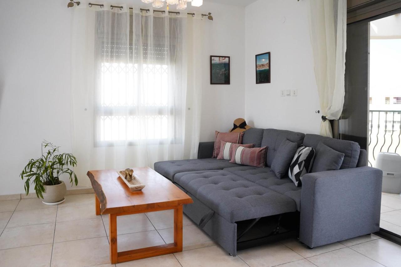 Two Bed Room Apartment 5 Min Walk To The Beach Eilat Exterior photo